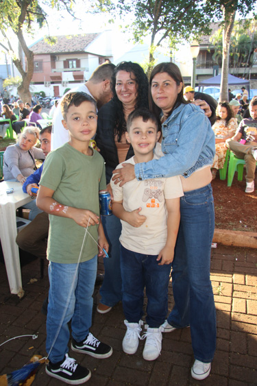 Filename=147.jpg
Filesize=333KiB
Dimensions=640x960
Date added=Aug 11, 2025 147.jpg